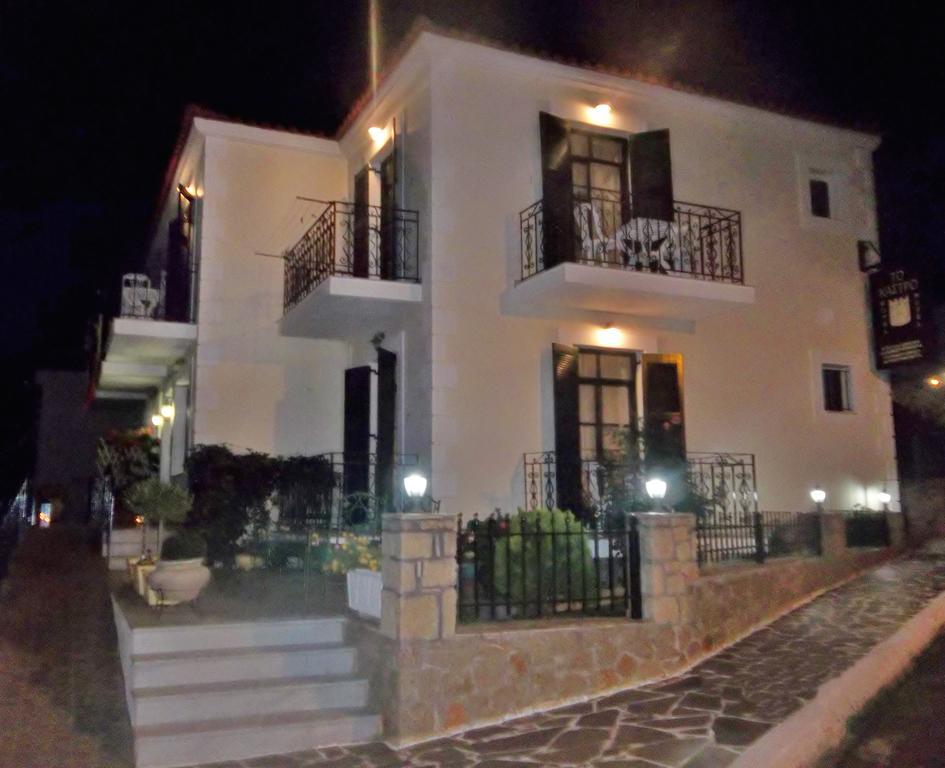Aparthotel To Kastro Pylos Exterior foto